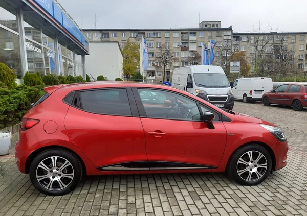 Renault Clio cena 47900 przebieg: 66335, rok produkcji 2017 z Zgorzelec małe 277